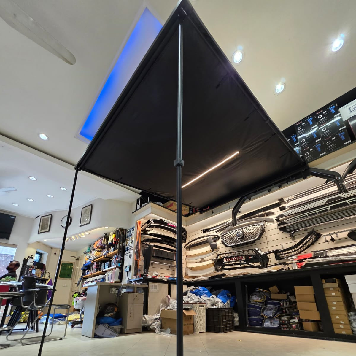Car Side Awning Rooftop Pull Out Waterproof , Sun Tent Shelter With Light V2